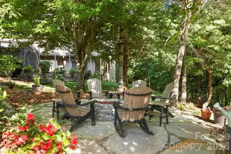 19 Thornapple Drive Hendersonville NC 28739
