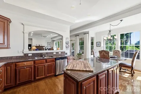19 Thornapple Drive Hendersonville NC 28739