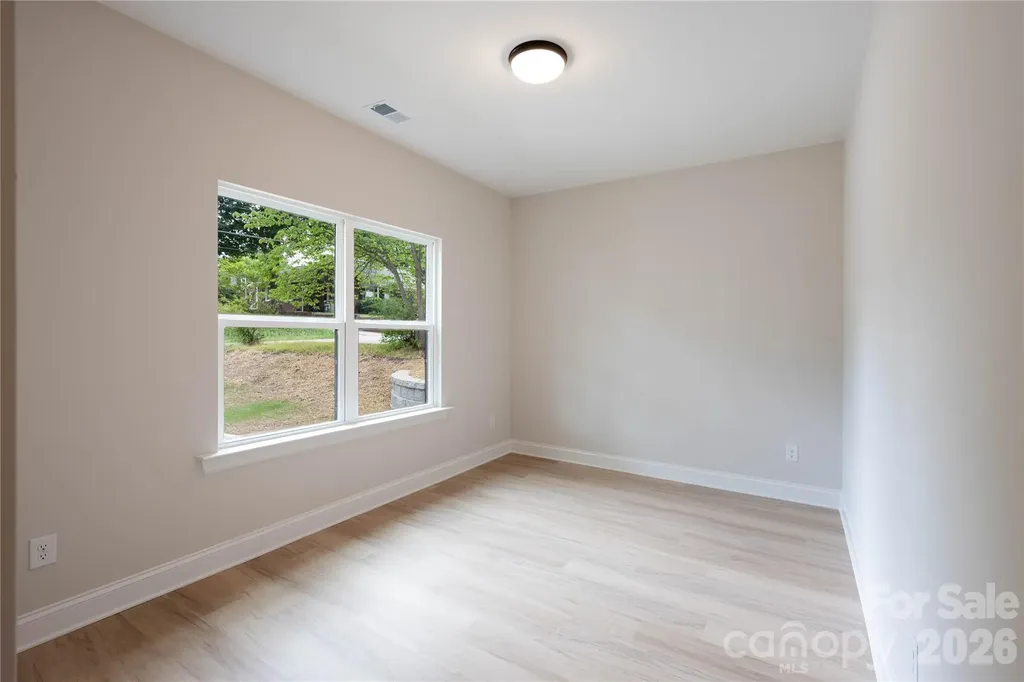 311 W Chestnut Street Stanley NC 28164