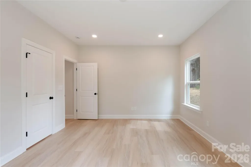311 W Chestnut Street Stanley NC 28164