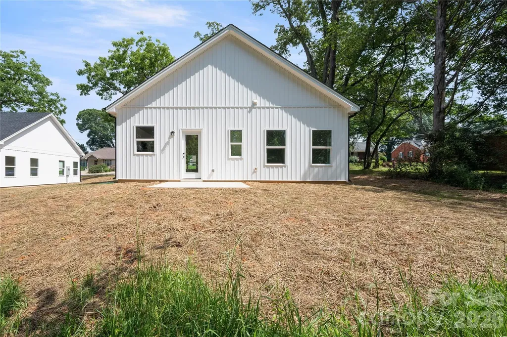 311 W Chestnut Street Stanley NC 28164