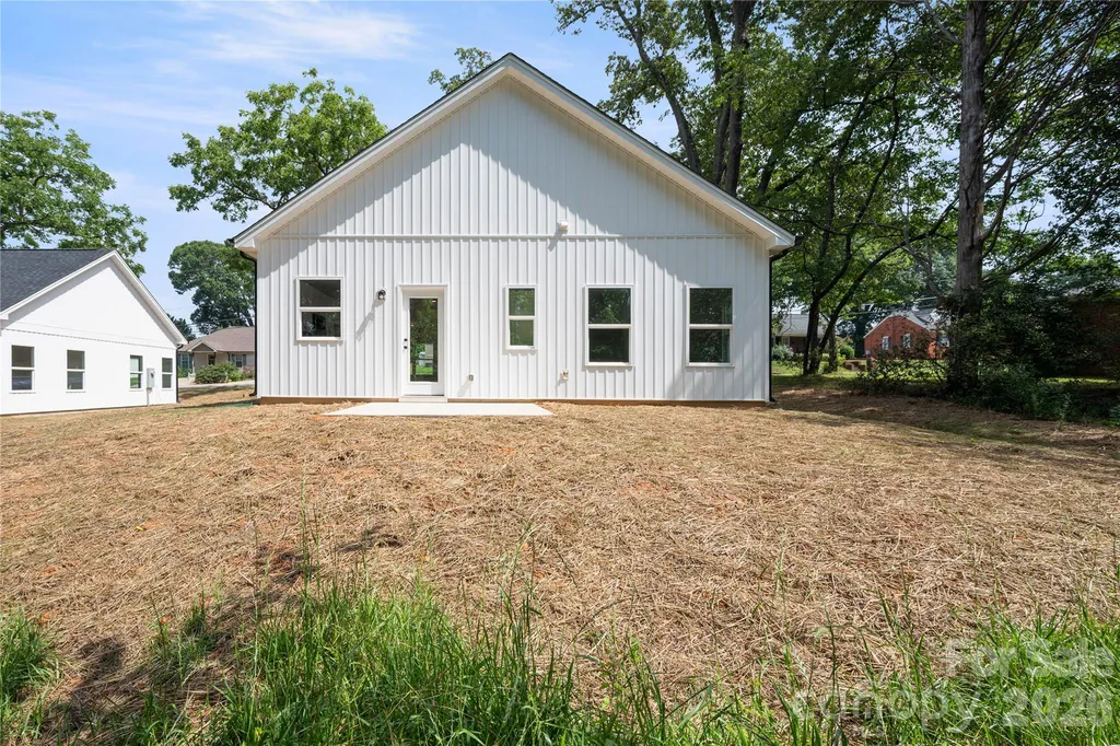 311 W Chestnut Street Stanley NC 28164