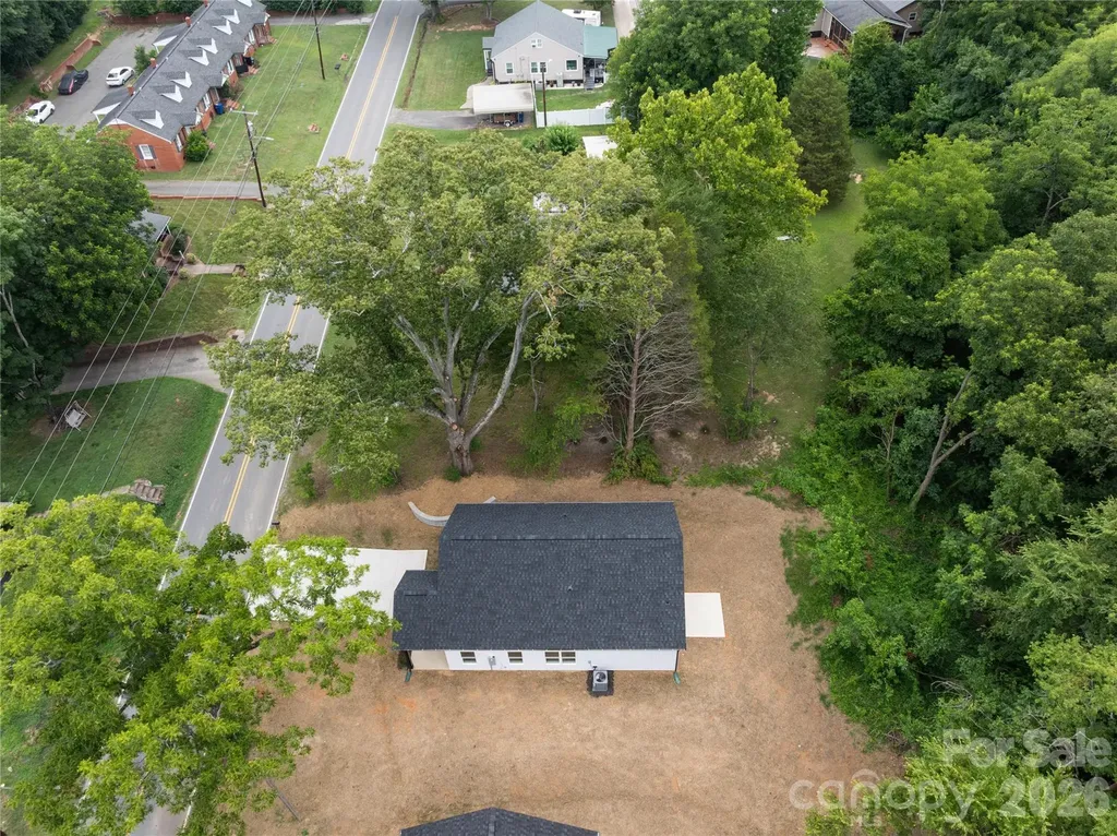 311 W Chestnut Street Stanley NC 28164