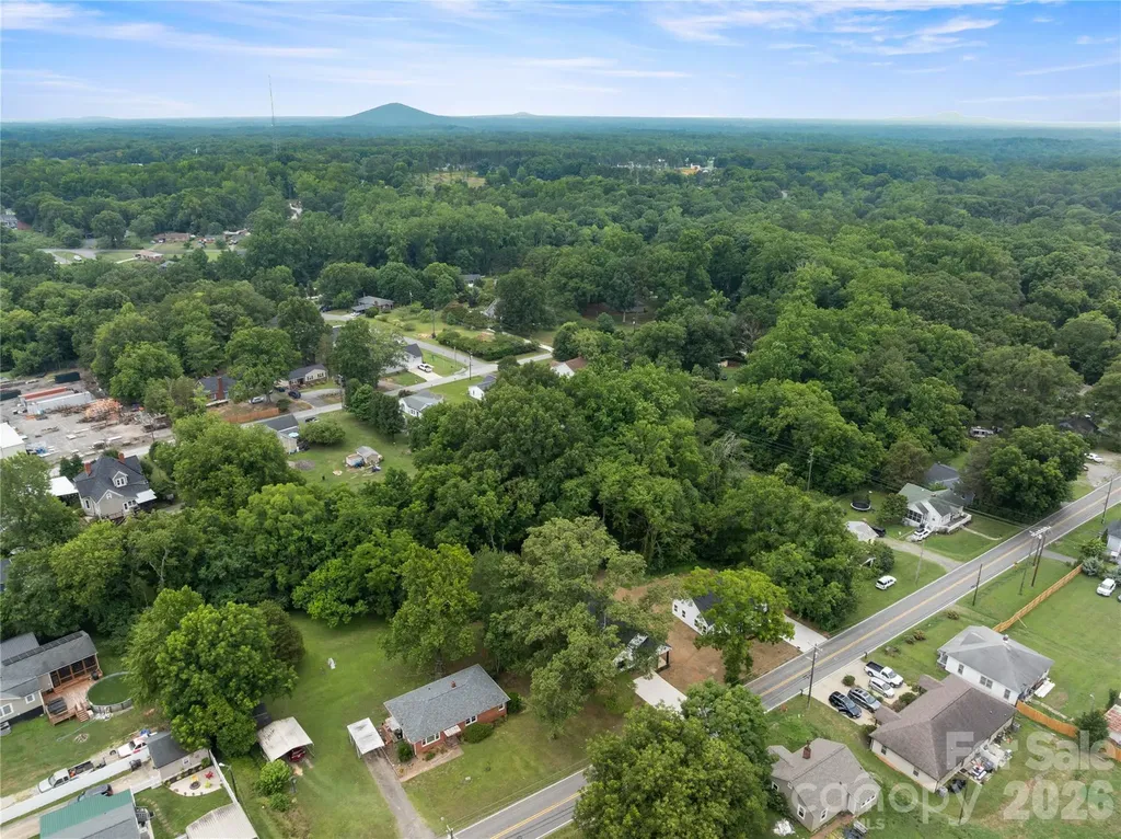 311 W Chestnut Street Stanley NC 28164