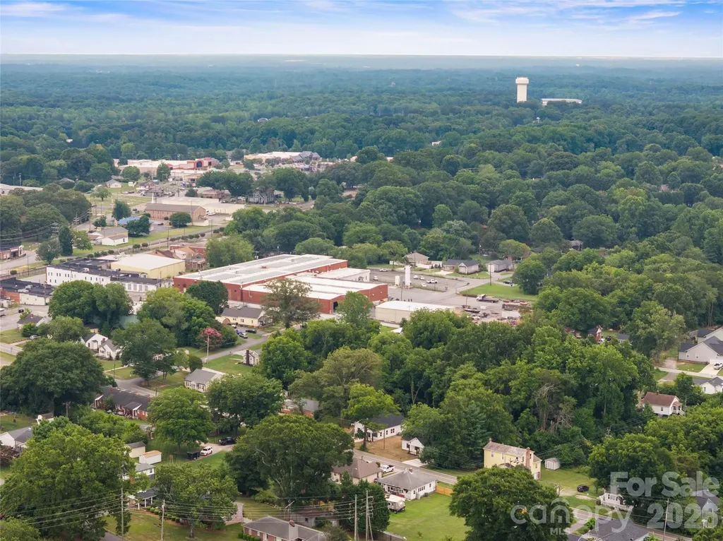 311 W Chestnut Street Stanley NC 28164