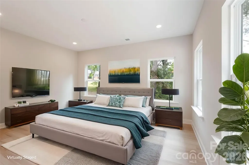 311 W Chestnut Street Stanley NC 28164