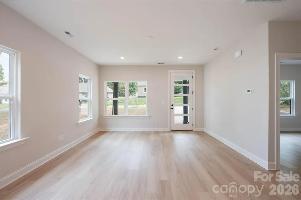 311 W Chestnut Street Stanley NC 28164