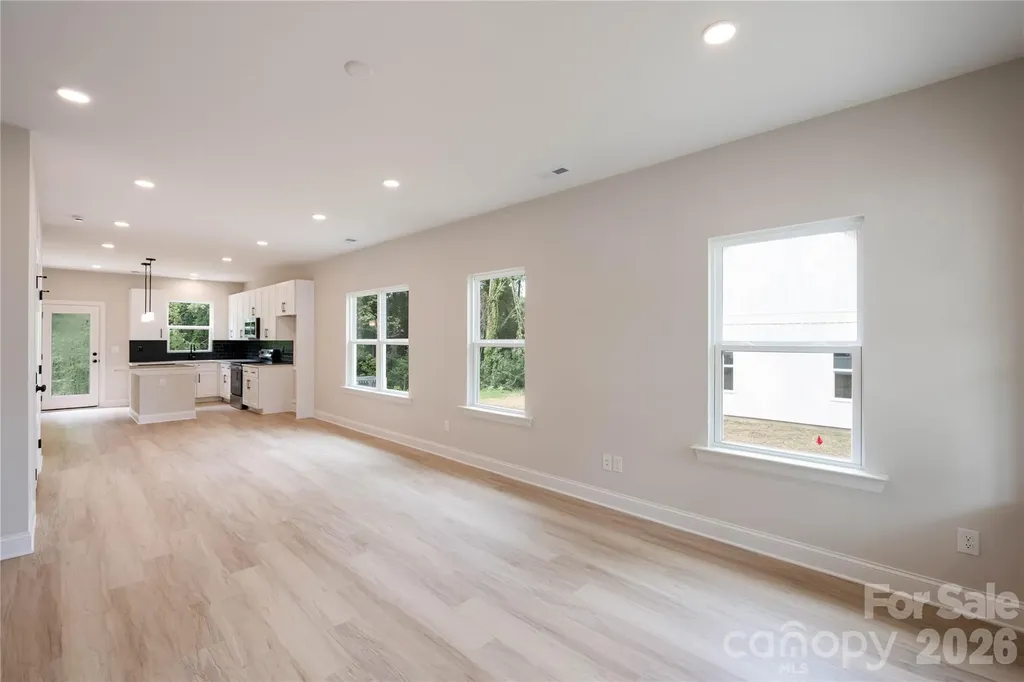 311 W Chestnut Street Stanley NC 28164