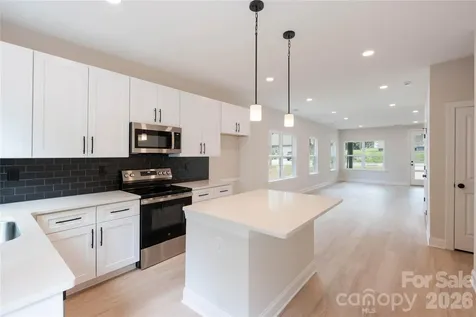 311 W Chestnut Street Stanley NC 28164