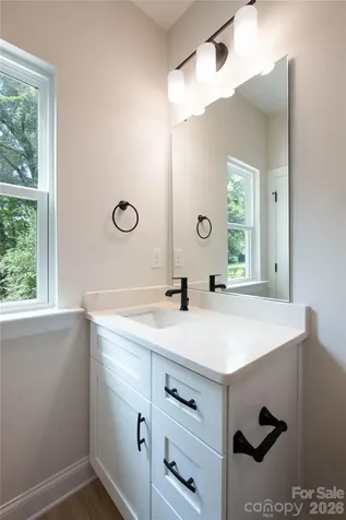 311 W Chestnut Street Stanley NC 28164