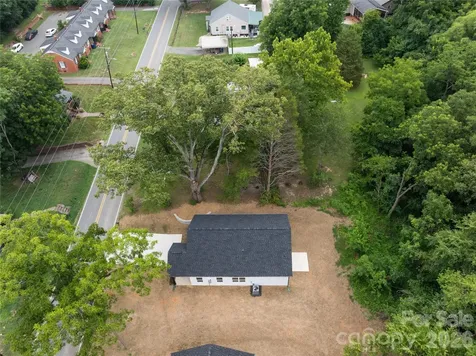 311 W Chestnut Street Stanley NC 28164