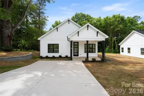 311 W Chestnut Street Stanley NC 28164