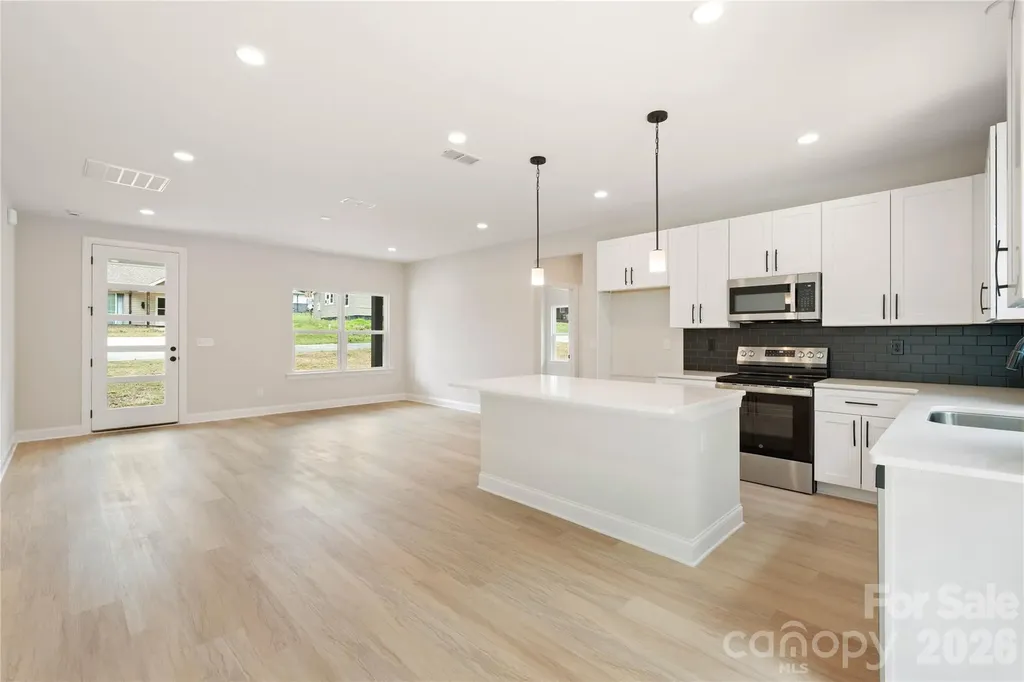 315 W Chestnut Street Stanley NC 28164