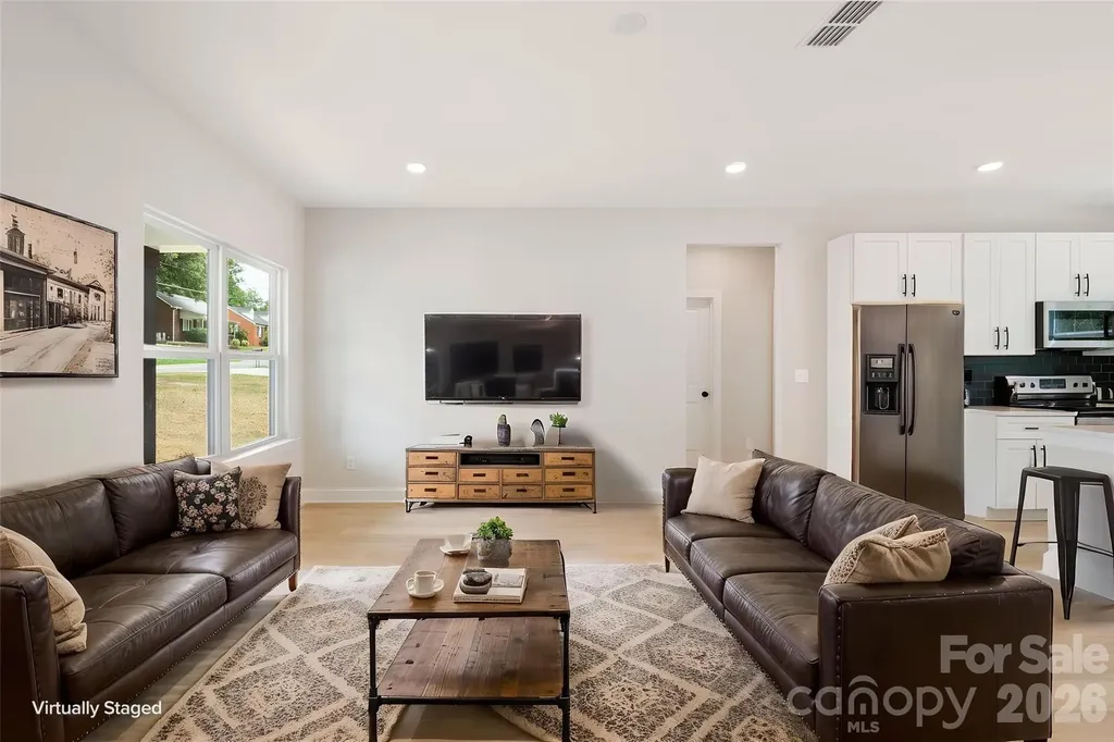 315 W Chestnut Street Stanley NC 28164