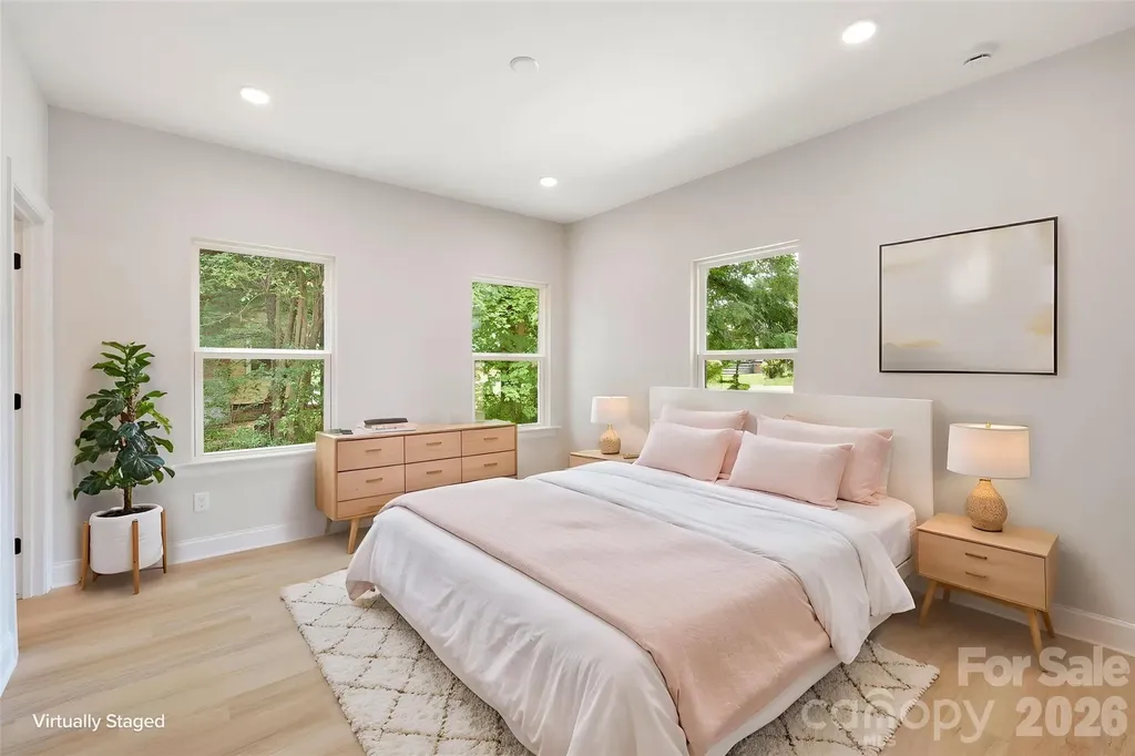 315 W Chestnut Street Stanley NC 28164