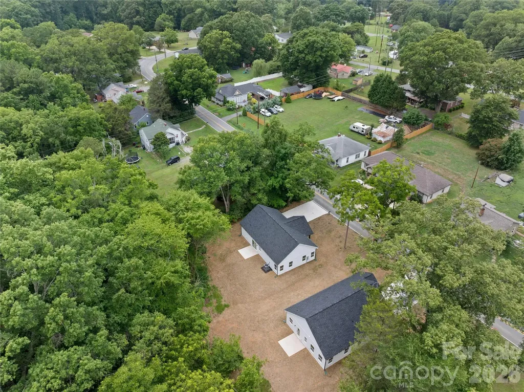 315 W Chestnut Street Stanley NC 28164