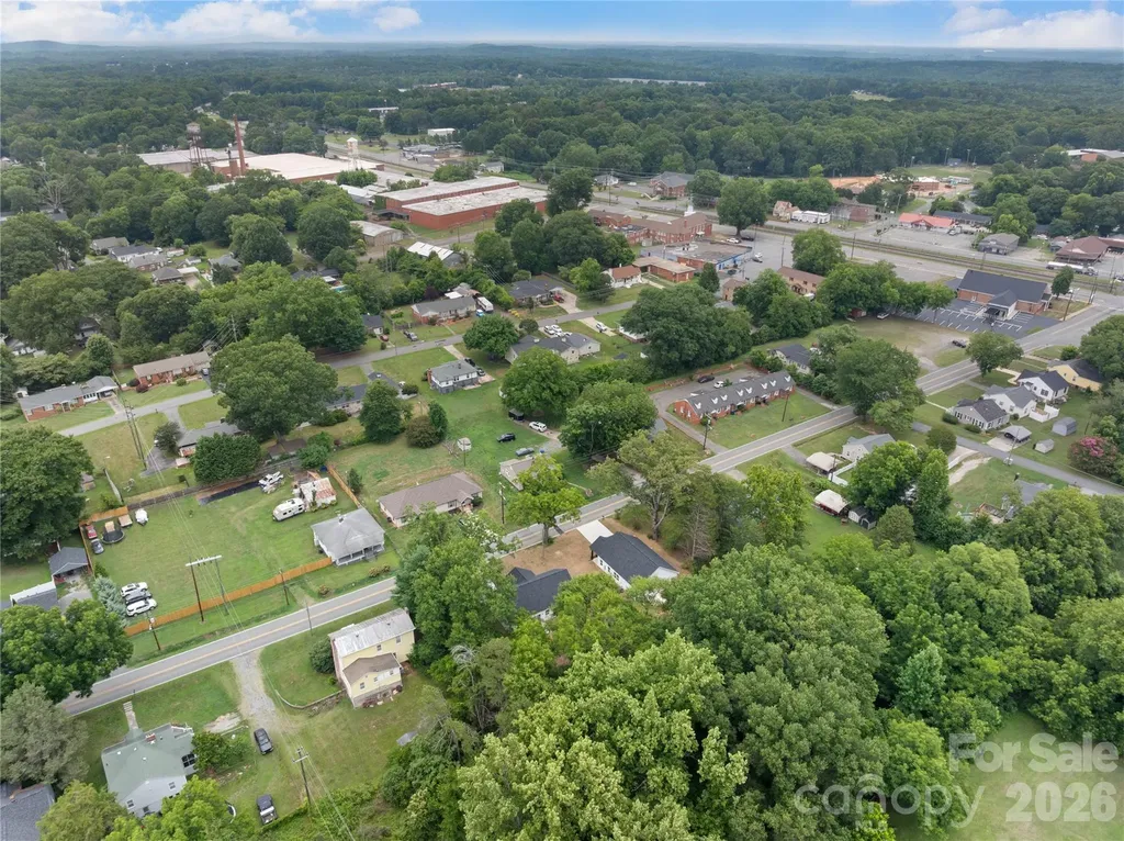 315 W Chestnut Street Stanley NC 28164
