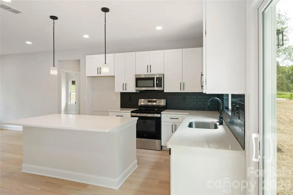 315 W Chestnut Street Stanley NC 28164