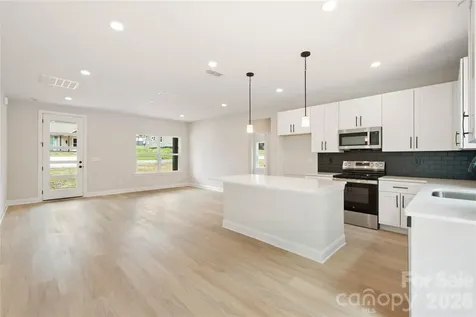 315 W Chestnut Street Stanley NC 28164