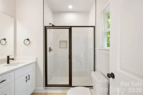 315 W Chestnut Street Stanley NC 28164