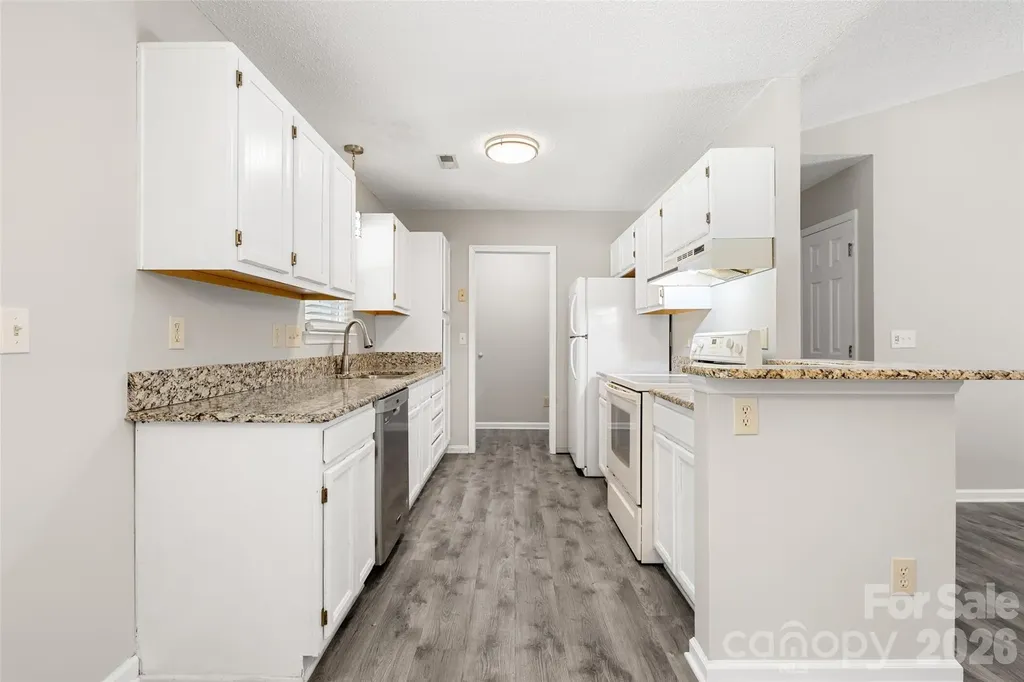 4813 Von Court Monroe NC 28110