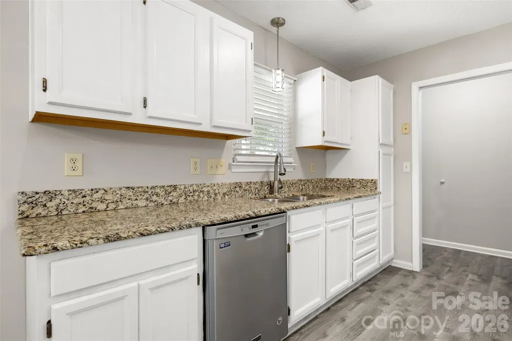 4813 Von Court Monroe NC 28110