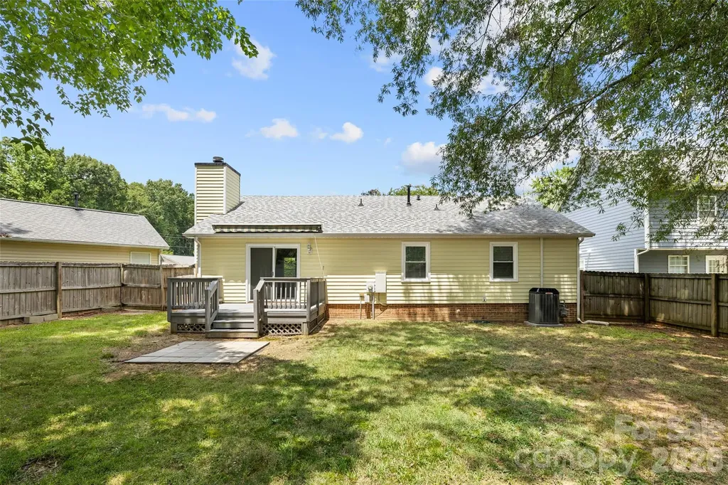 4813 Von Court Monroe NC 28110