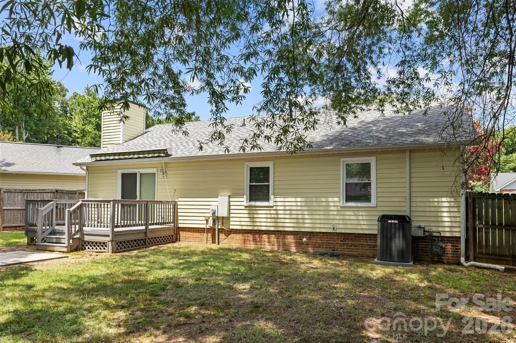 4813 Von Court Monroe NC 28110