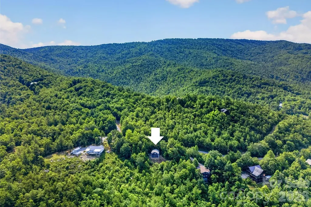 40 E Valley View Drive Marion NC 28752