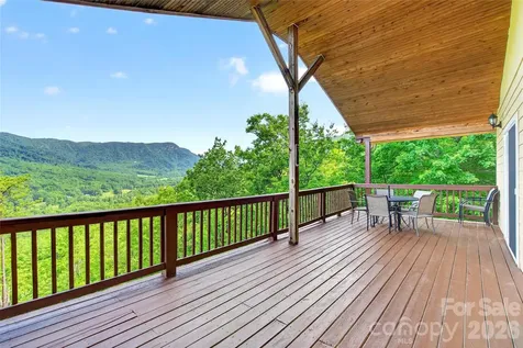 40 E Valley View Drive Marion NC 28752