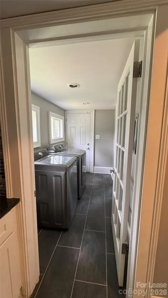 3001 Wesley Avenue Charlotte NC 28205
