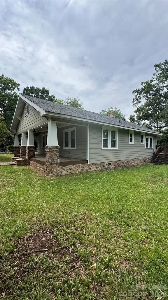 3001 Wesley Avenue Charlotte NC 28205