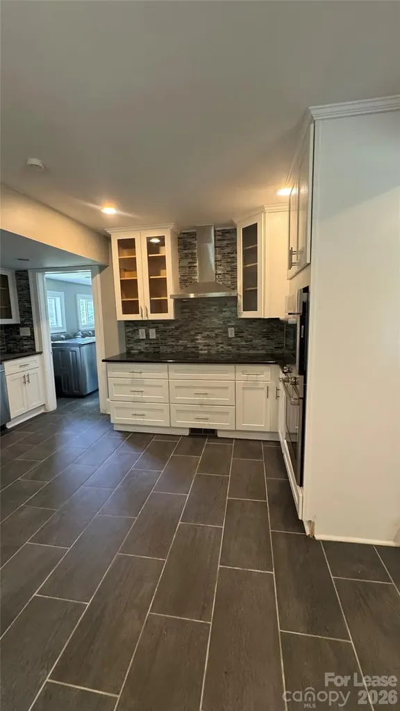 3001 Wesley Avenue Charlotte NC 28205