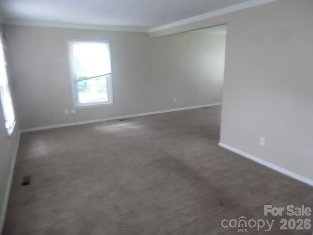 6311 Coach Hill Lane Charlotte NC 28212
