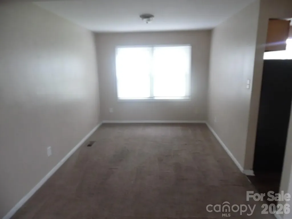 6311 Coach Hill Lane Charlotte NC 28212