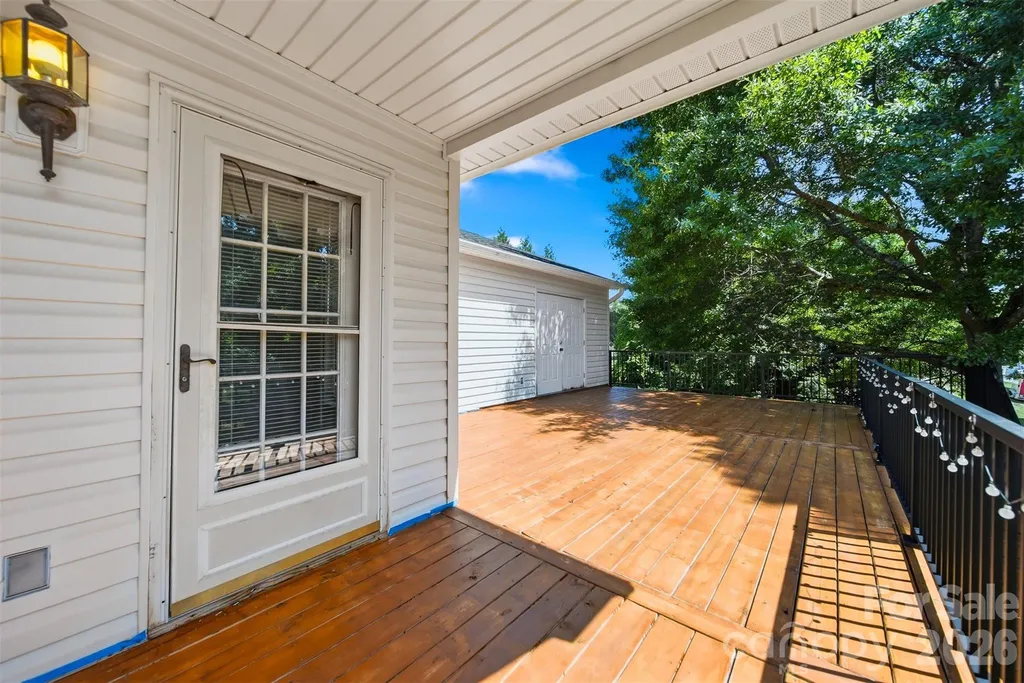 2436 29th Avenue Court NE Hickory NC 28601
