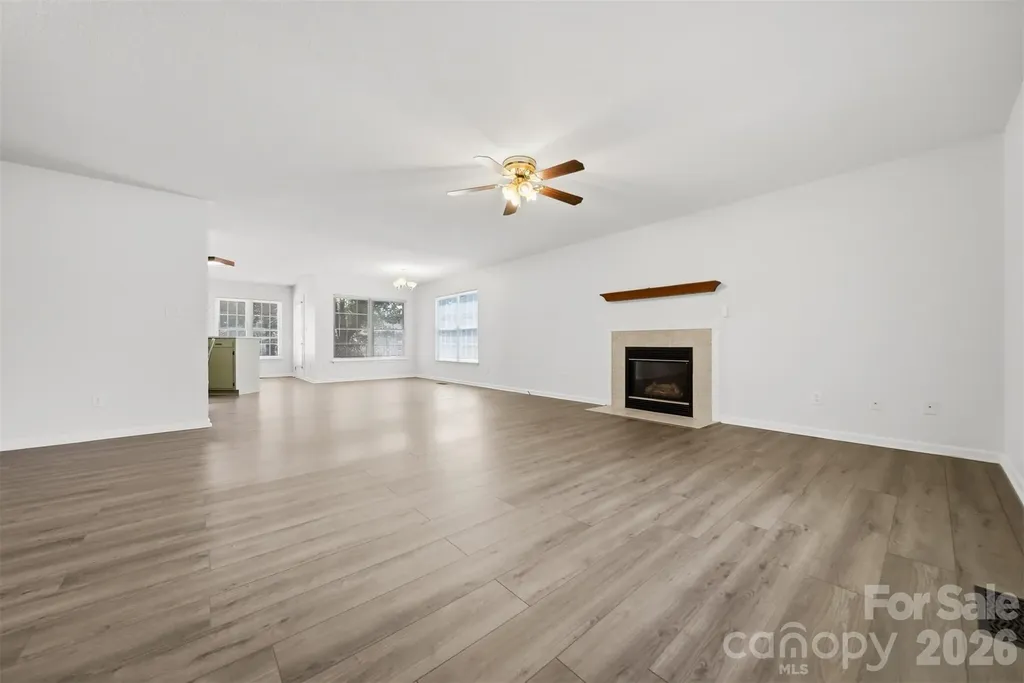 2436 29th Avenue Court NE Hickory NC 28601