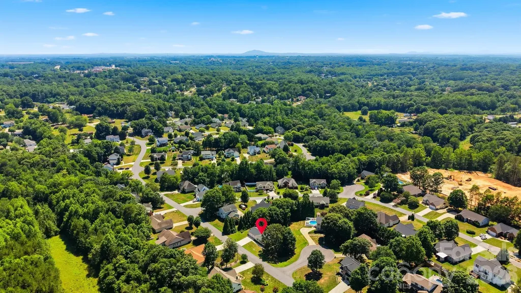 2436 29th Avenue Court NE Hickory NC 28601