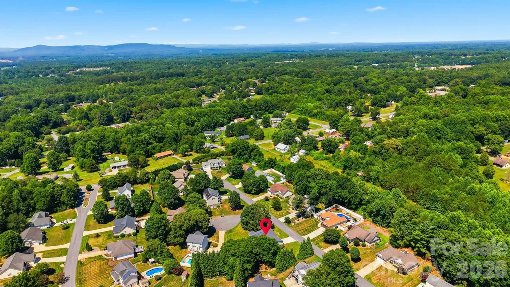 2436 29th Avenue Court NE Hickory NC 28601