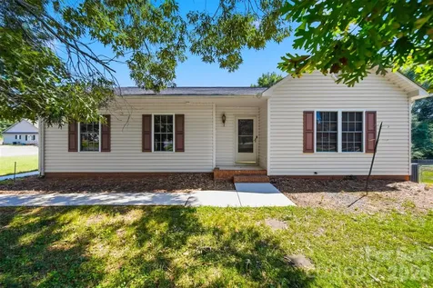 2436 29th Avenue Court NE Hickory NC 28601