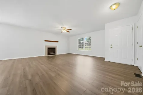 2436 29th Avenue Court NE Hickory NC 28601