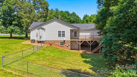 2436 29th Avenue Court NE Hickory NC 28601