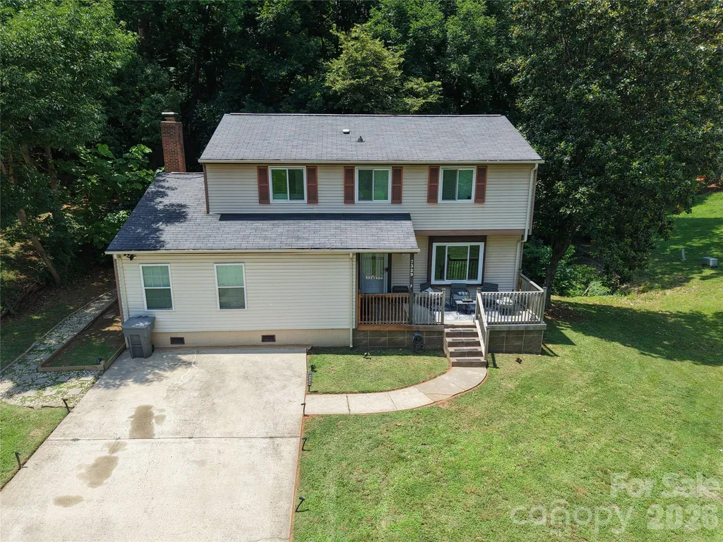 7329 Hounslow Lane Charlotte NC 28213