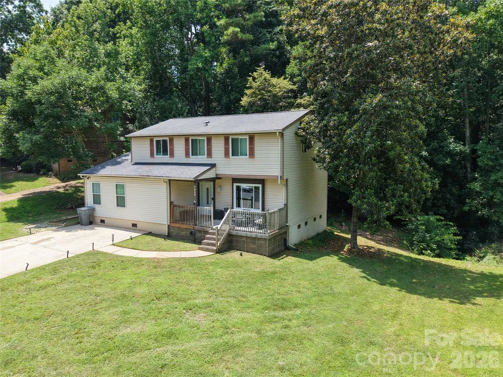 7329 Hounslow Lane Charlotte NC 28213