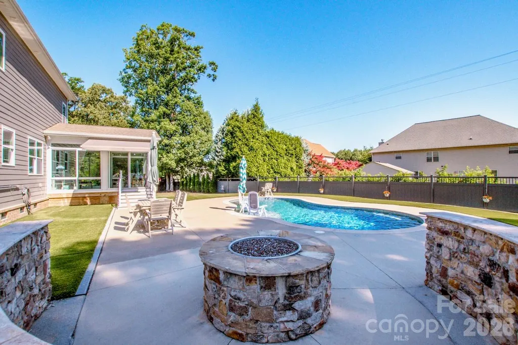 126 Bedford Lane Mooresville NC 28115