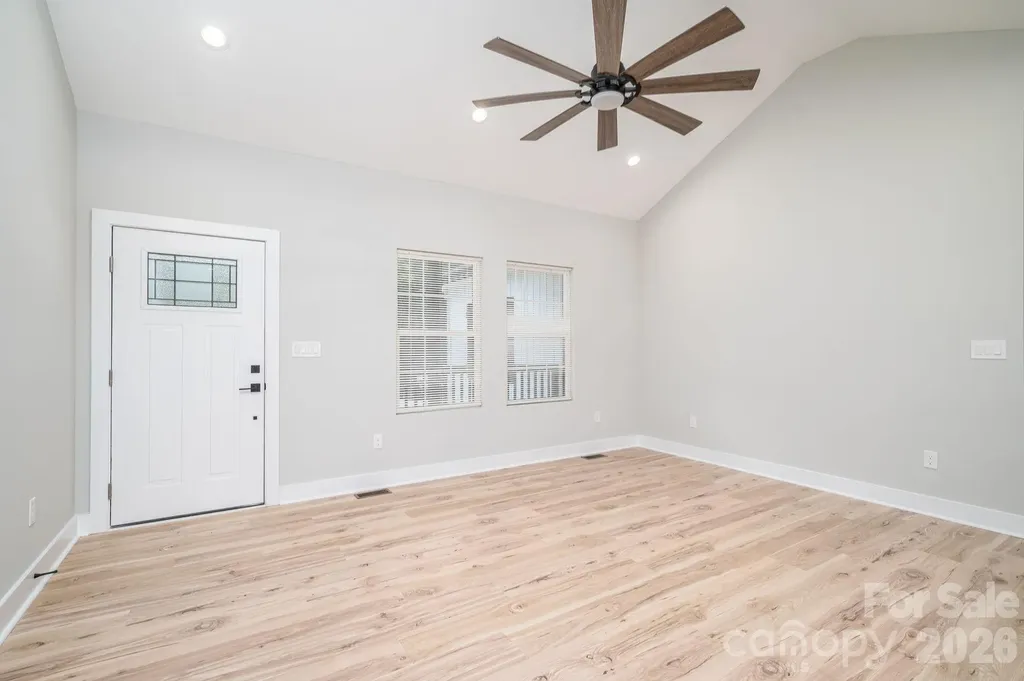 2474 Shoal Road Crouse NC 28033
