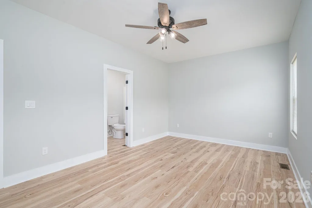 2474 Shoal Road Crouse NC 28033