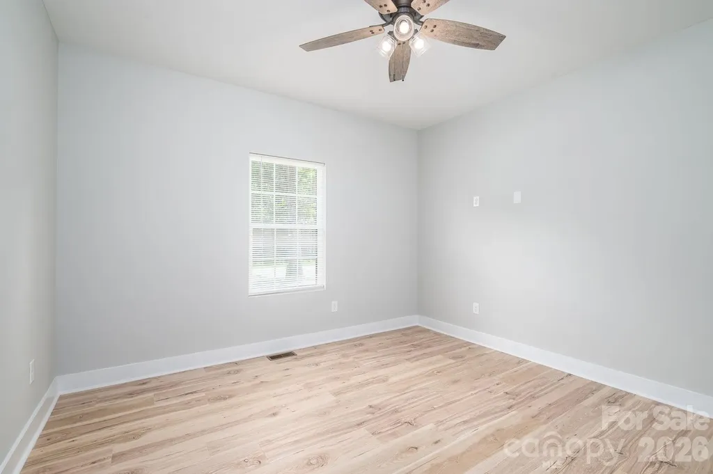 2474 Shoal Road Crouse NC 28033