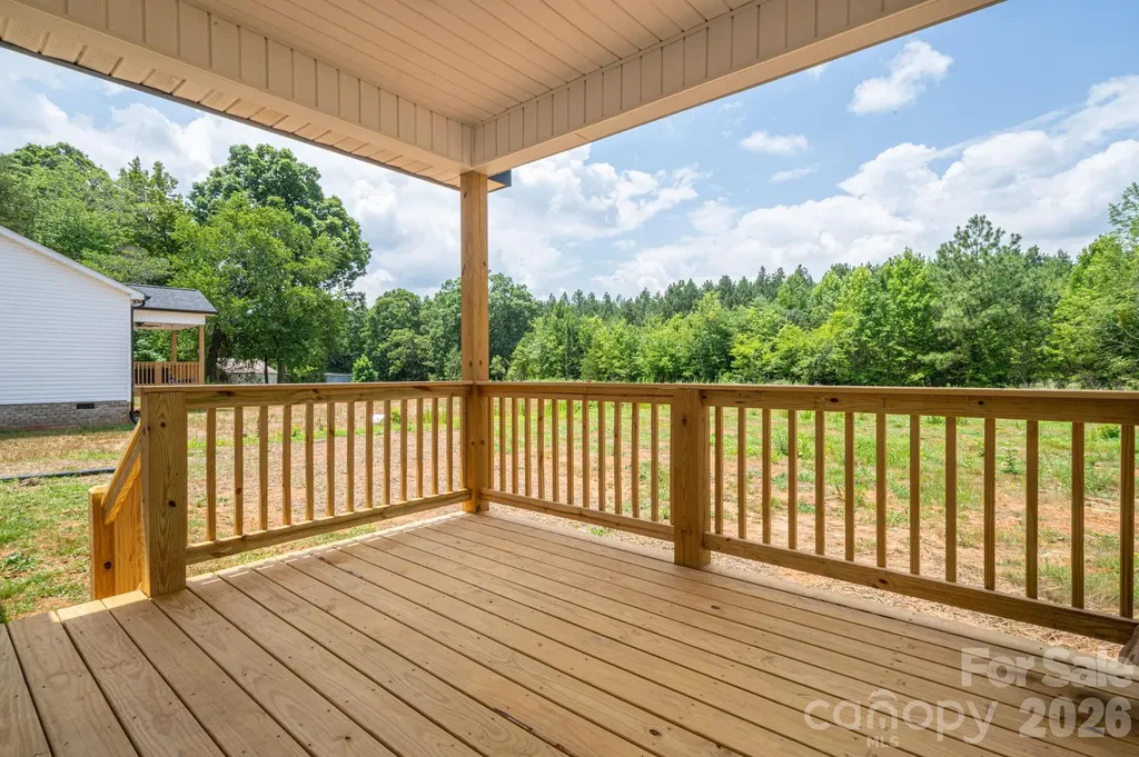 2474 Shoal Road Crouse NC 28033