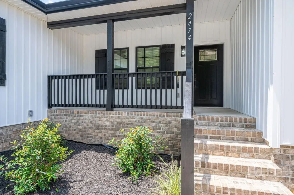 2474 Shoal Road Crouse NC 28033
